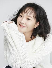 云非非的个人资料,探寻数字时代的独立思考者