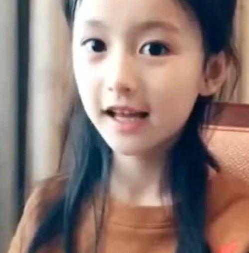 娱乐圈的小萝莉,童颜巨星的成长之路