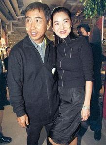 娱乐圈假装恩爱的夫妻,揭秘背后的真实故事