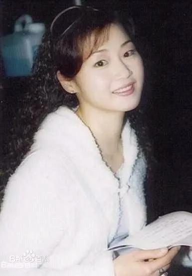 杨恭如年轻时的照片,回眸一笑百媚生