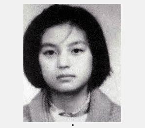 赵薇的出生背景,从普通家庭走出的影视巨星之路