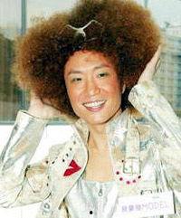 男扮女装搞笑如花,一场颠覆传统的喜剧盛宴